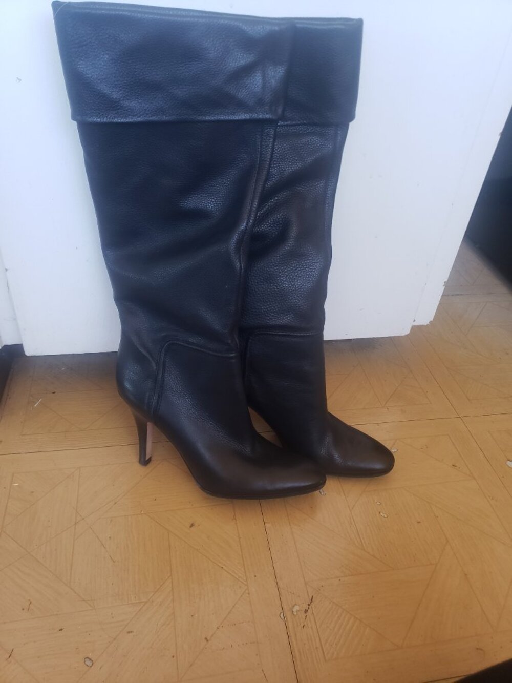 Black Boots, Brand is Images, Size 9B